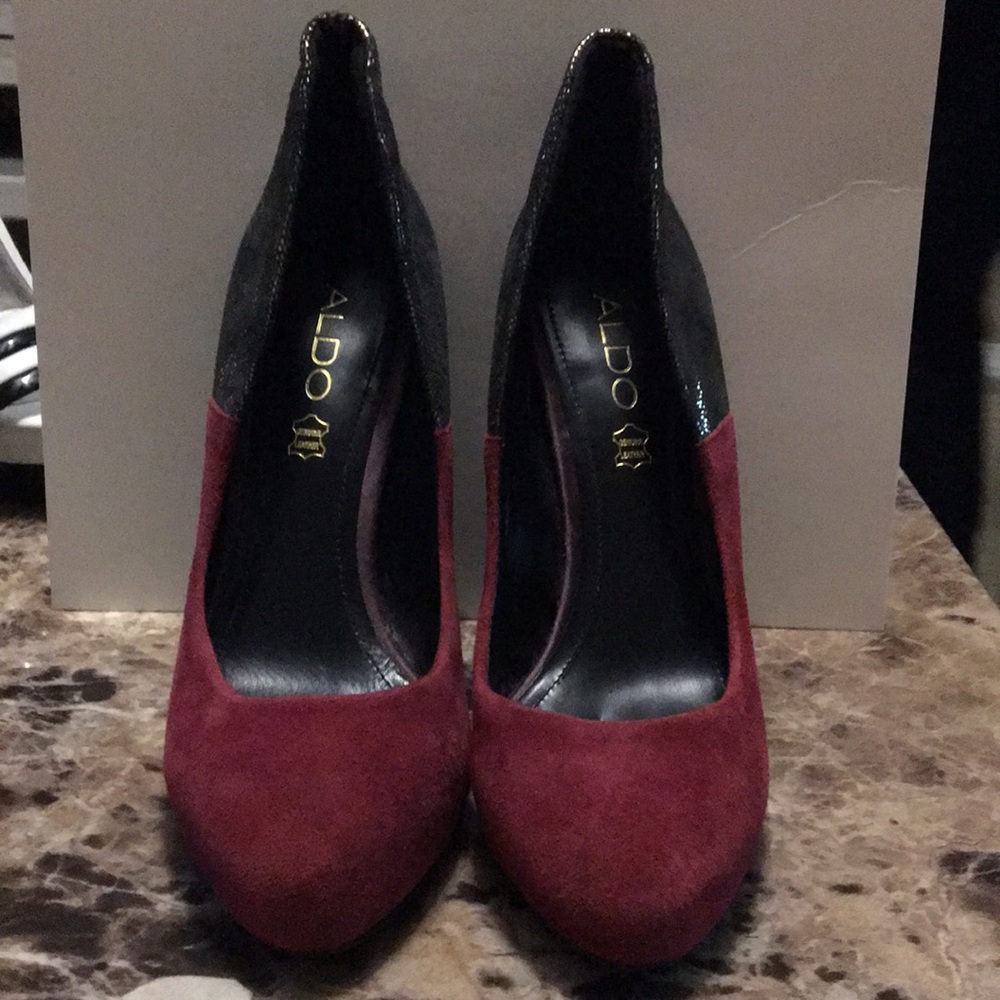 Aldo women’s size 7.